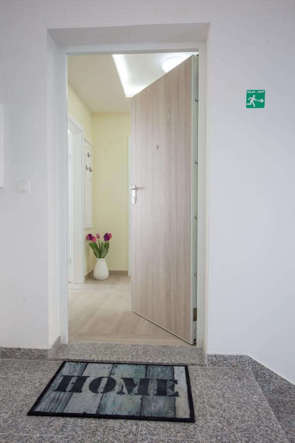 Apartment Ivana.R マカルスカ エクステリア 写真